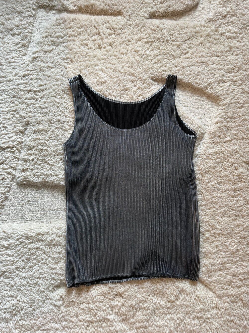 Vintage 90s You Nique Metallic Silver Black Plisse Micro Pleated Tank Top USA Ma